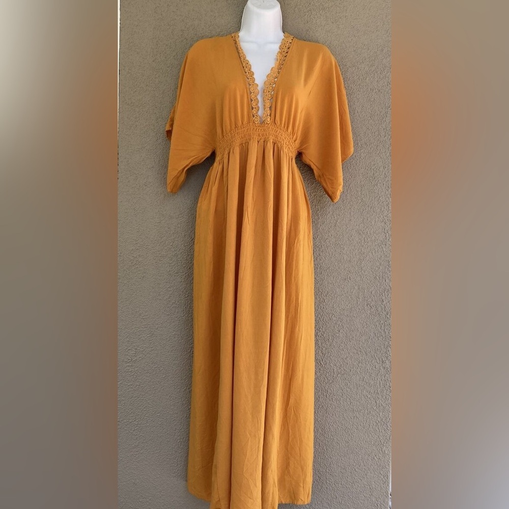 Forever 21 Flowy Beach Dress in Gold